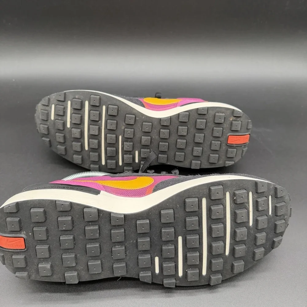 Nike‎ Waffle One Fuchsia Athletic Sneakers Running Shoe DC0481-600 Youth Size 7Y